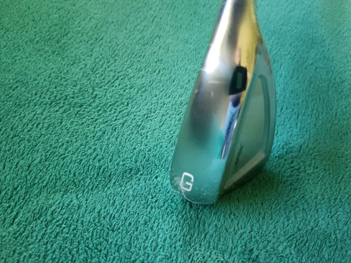 Mizuno JPX 923 Gap Wedge. New in plastic. - Image 3