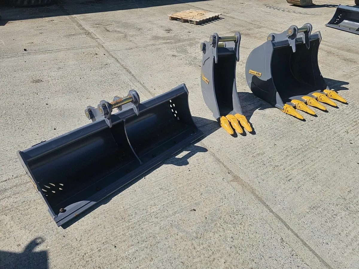 Set of 8 ton buckets - Image 3
