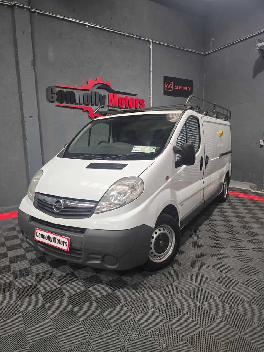 Opel Vivaro 2014 - Image 2