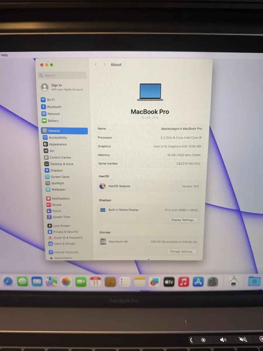 MacBook Pro 15" 2019 i9/16GB/512SSD/176c - Image 2