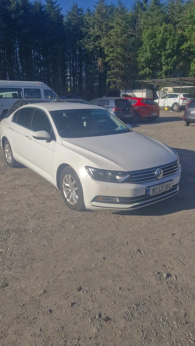 Volkswagen Passat 2016 - Image 1