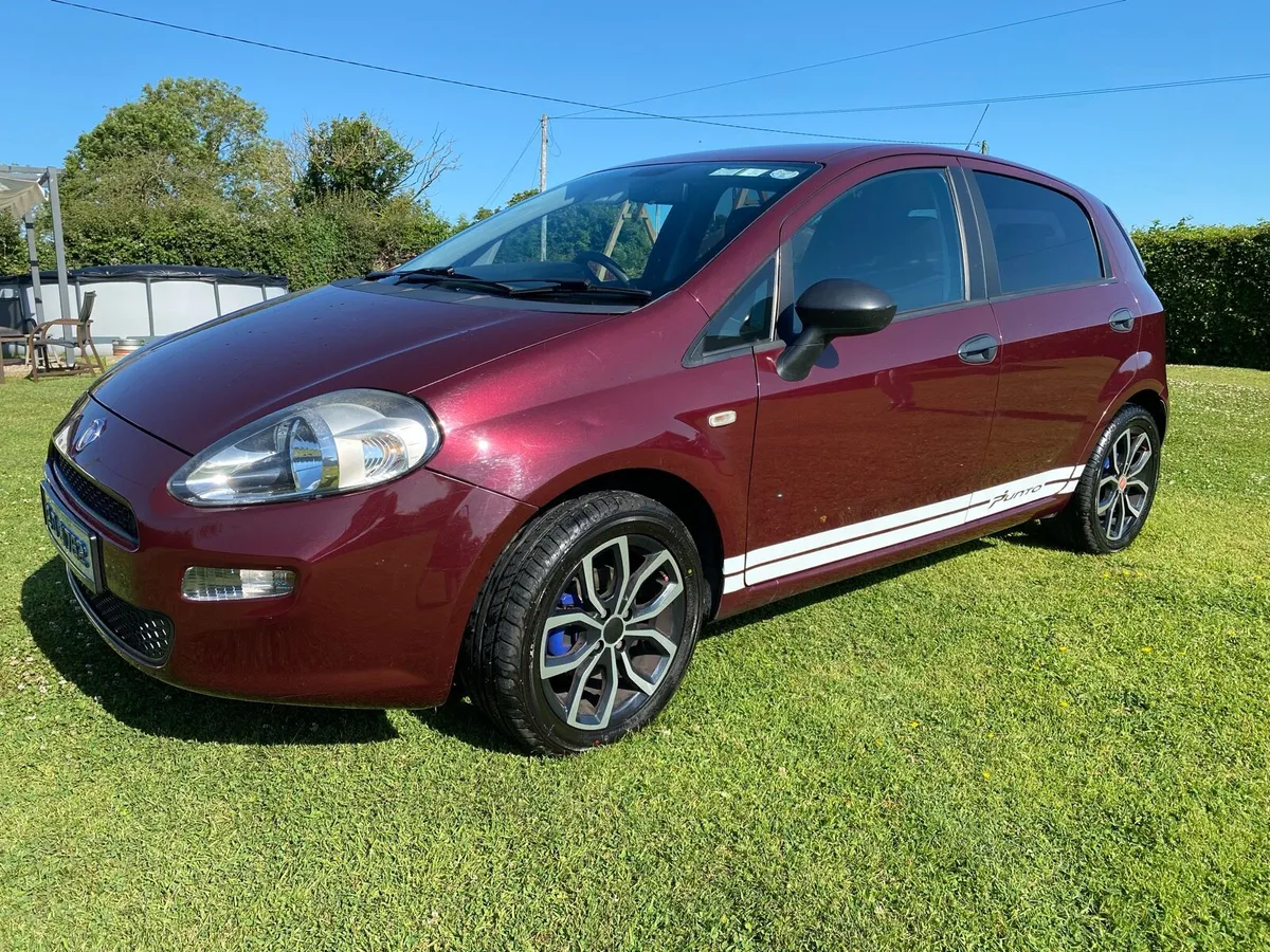 Fiat punto 1.2 petrol 2012 - Image 1