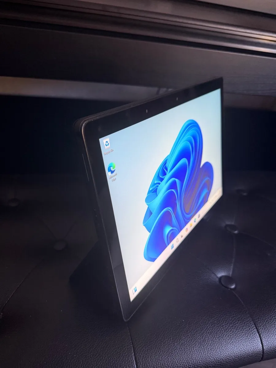 Dell Latitude 5290 2in1 Tablet i5/8GB/256SSD/FHD - Image 3