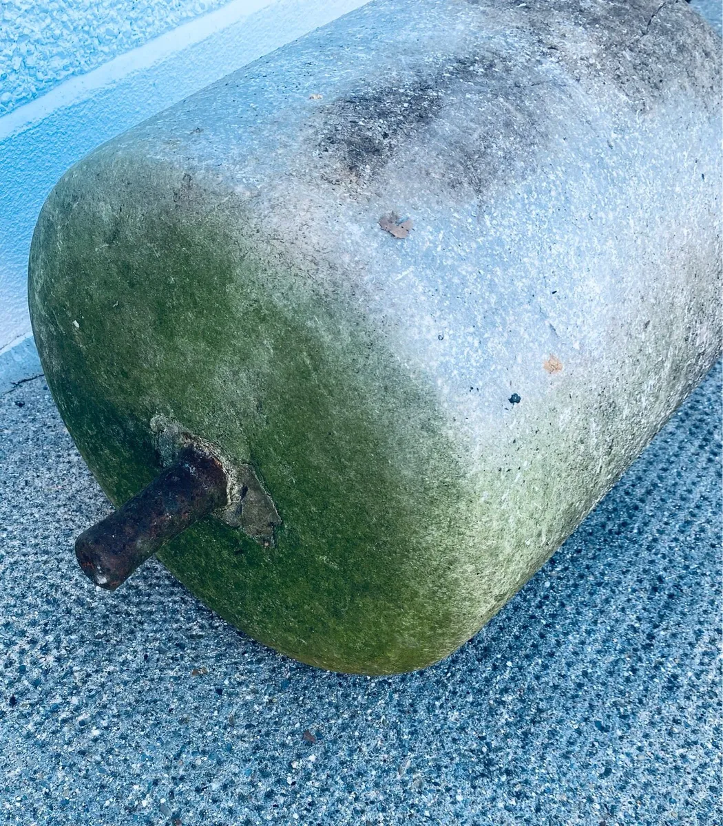 Vintage stone garden roller - Image 3