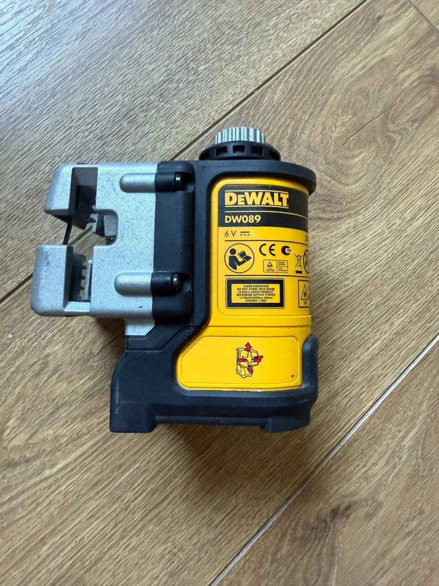 Dewalt 3 line laser level - Image 3