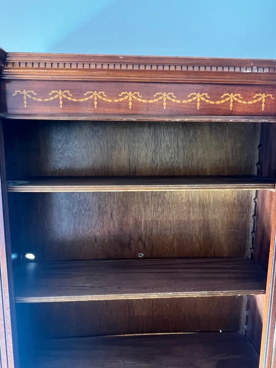 bookshelf - Image 2