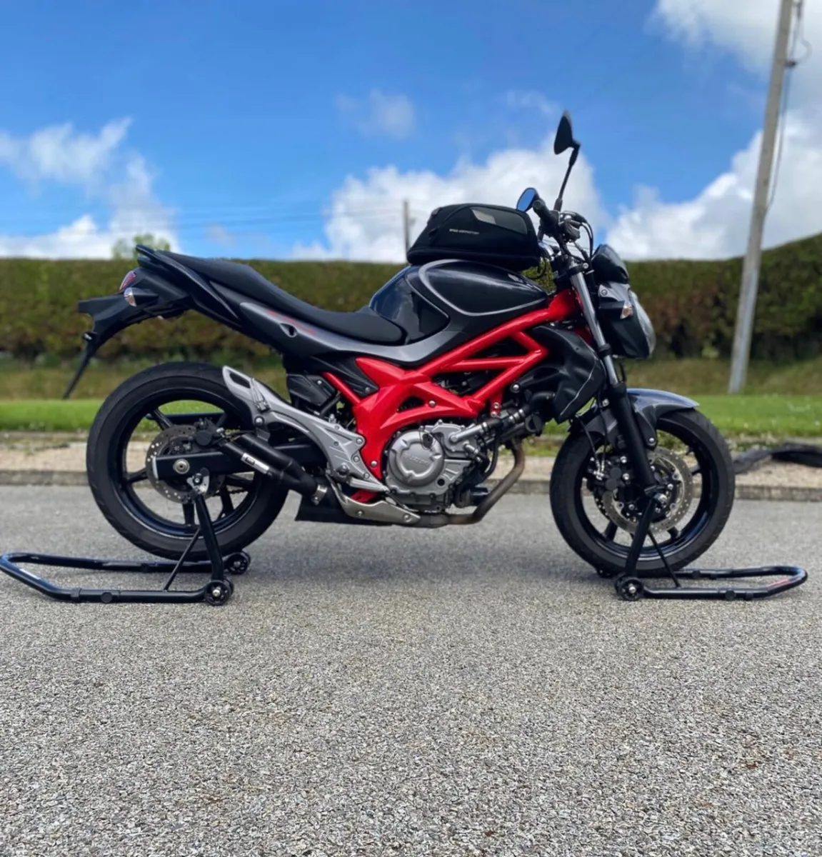 Suzuki SV 650 Gladius 2013 - Image 2