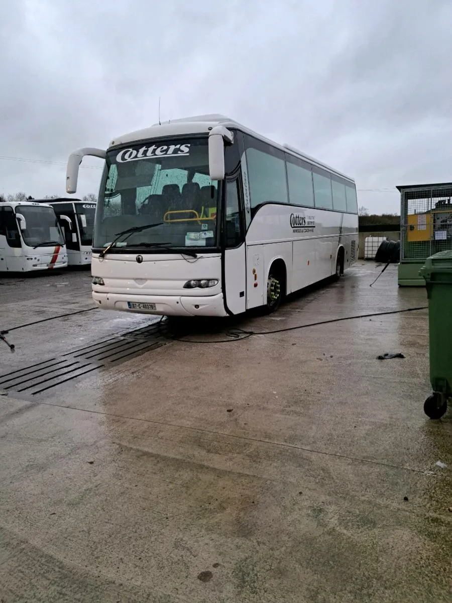 Coach - Image 1