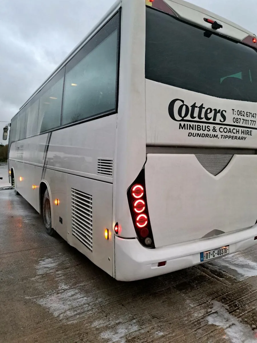Coach - Image 2