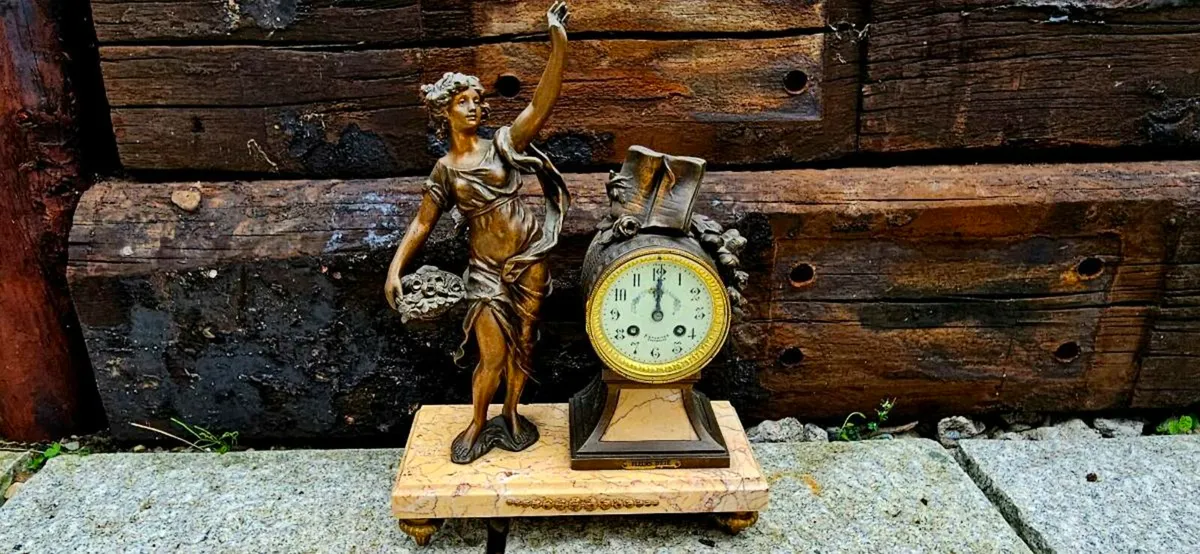 ANTIQUE CLOCKS - Image 3