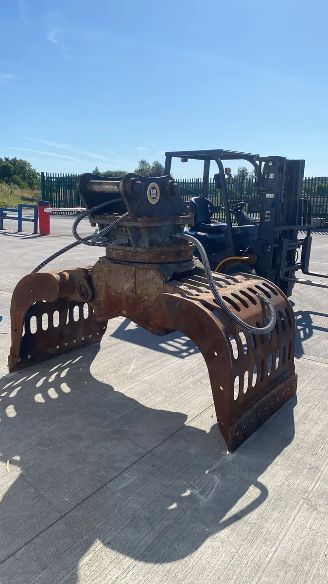 Kinshofer D27 Rotating Selector Grab - Image 1