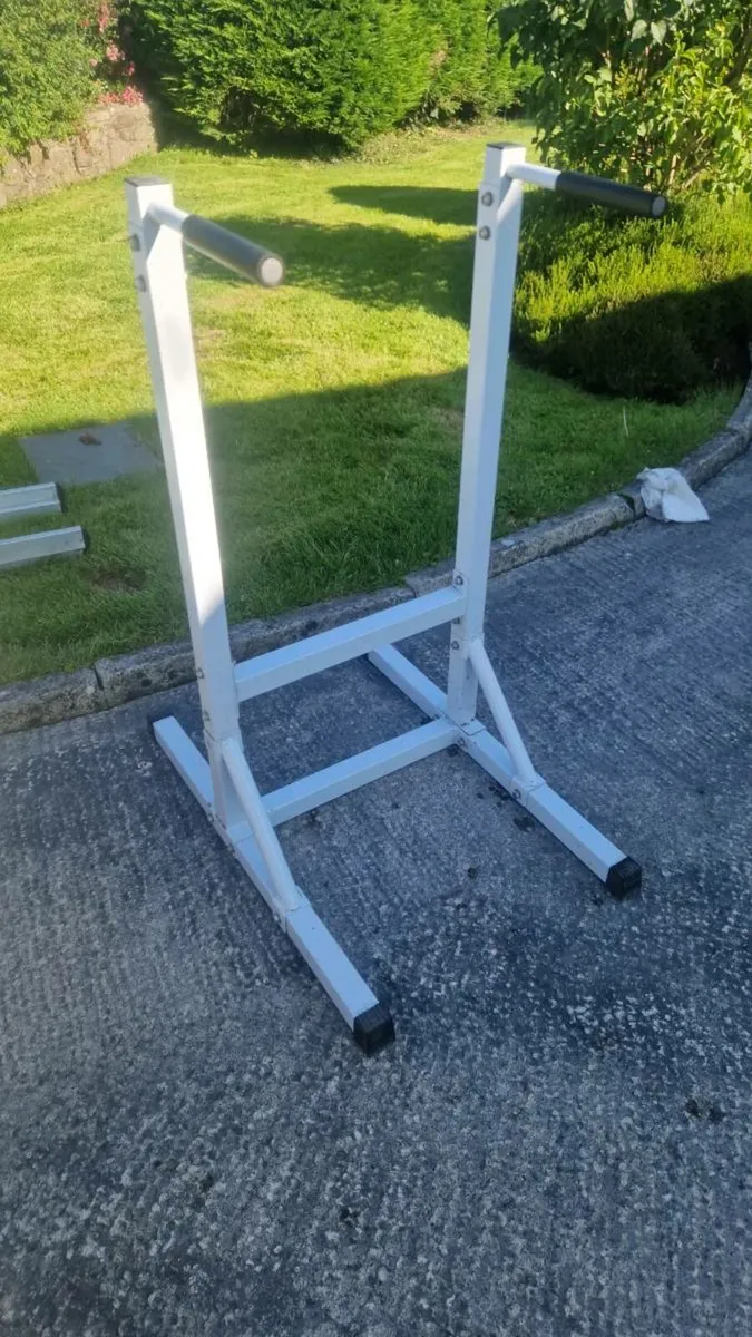 Dip Stand - Image 1
