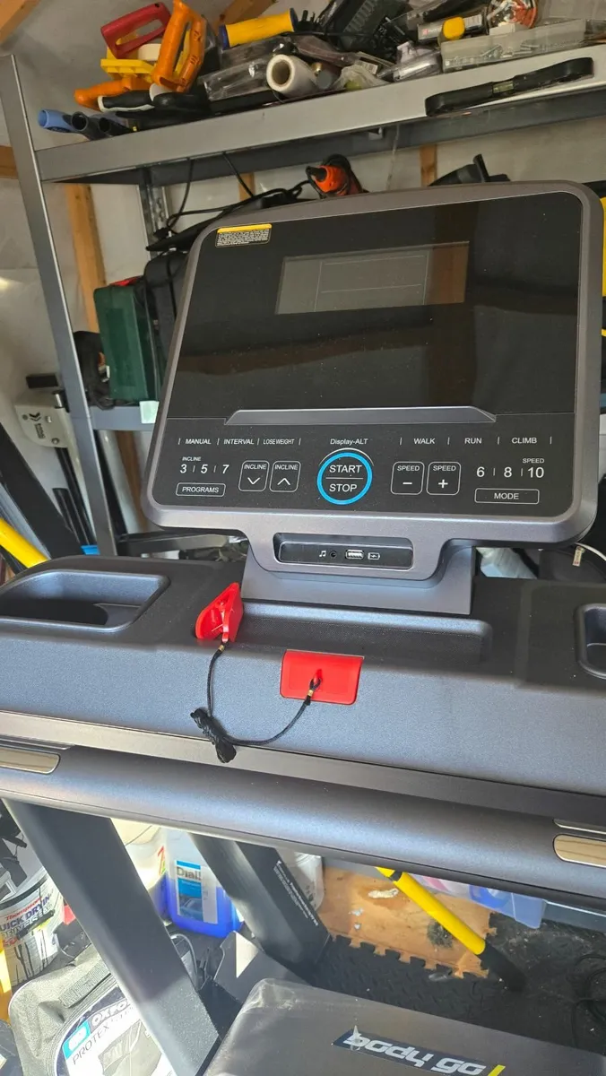 Treadmill - Image 2