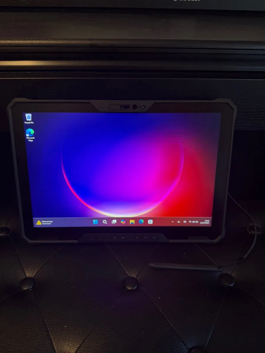 Dell Latitude 7230 Rugged Tablet i3/8GB/256SSD - Image 1