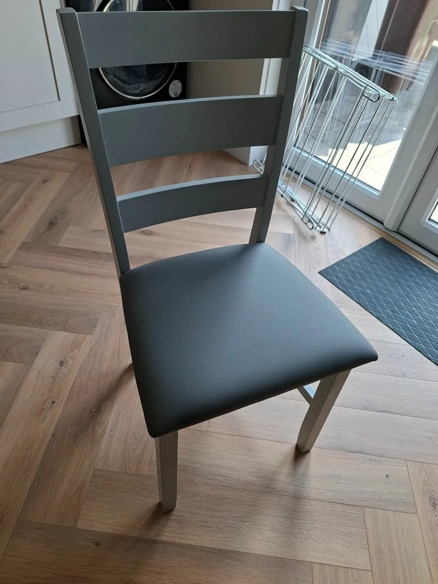 Dining Table and Chair's - Image 3