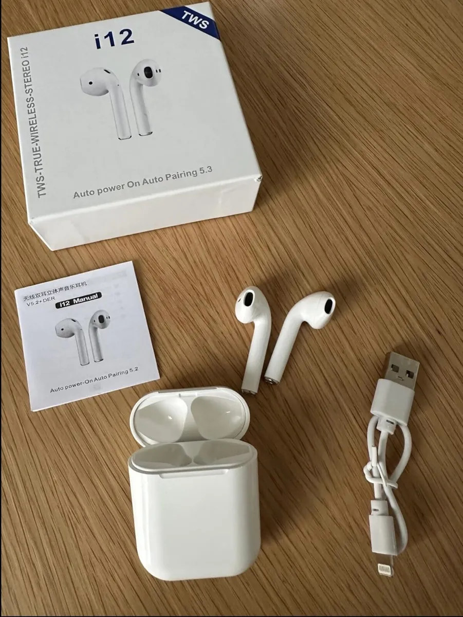 Wireless earphones - Image 1