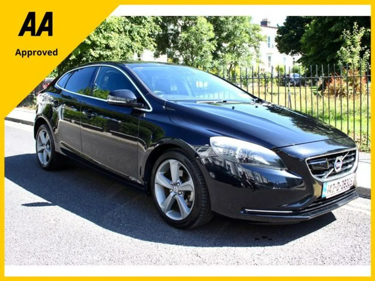 Volvo V40 T4 1.6 Automatic Fsh  NCT - Image 1