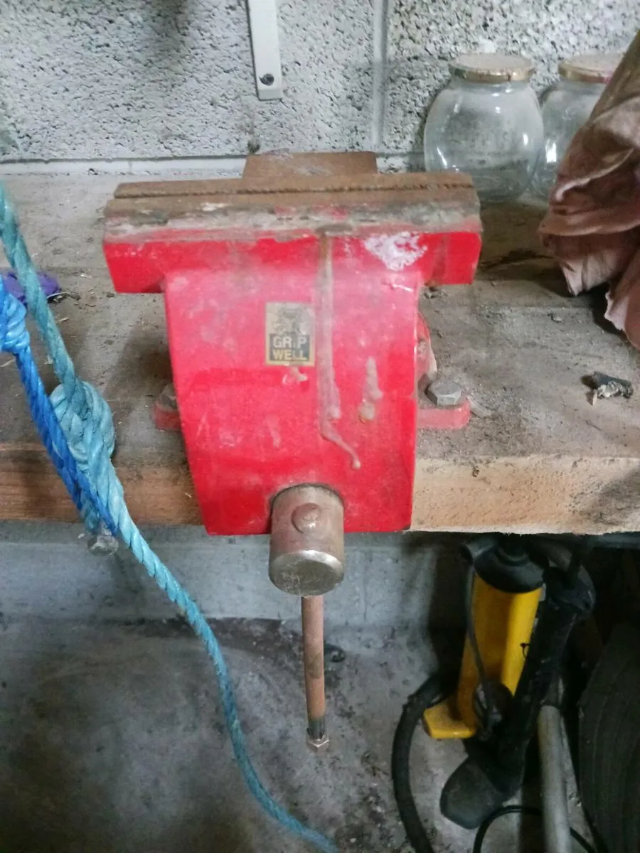 Swivel vice - Image 2