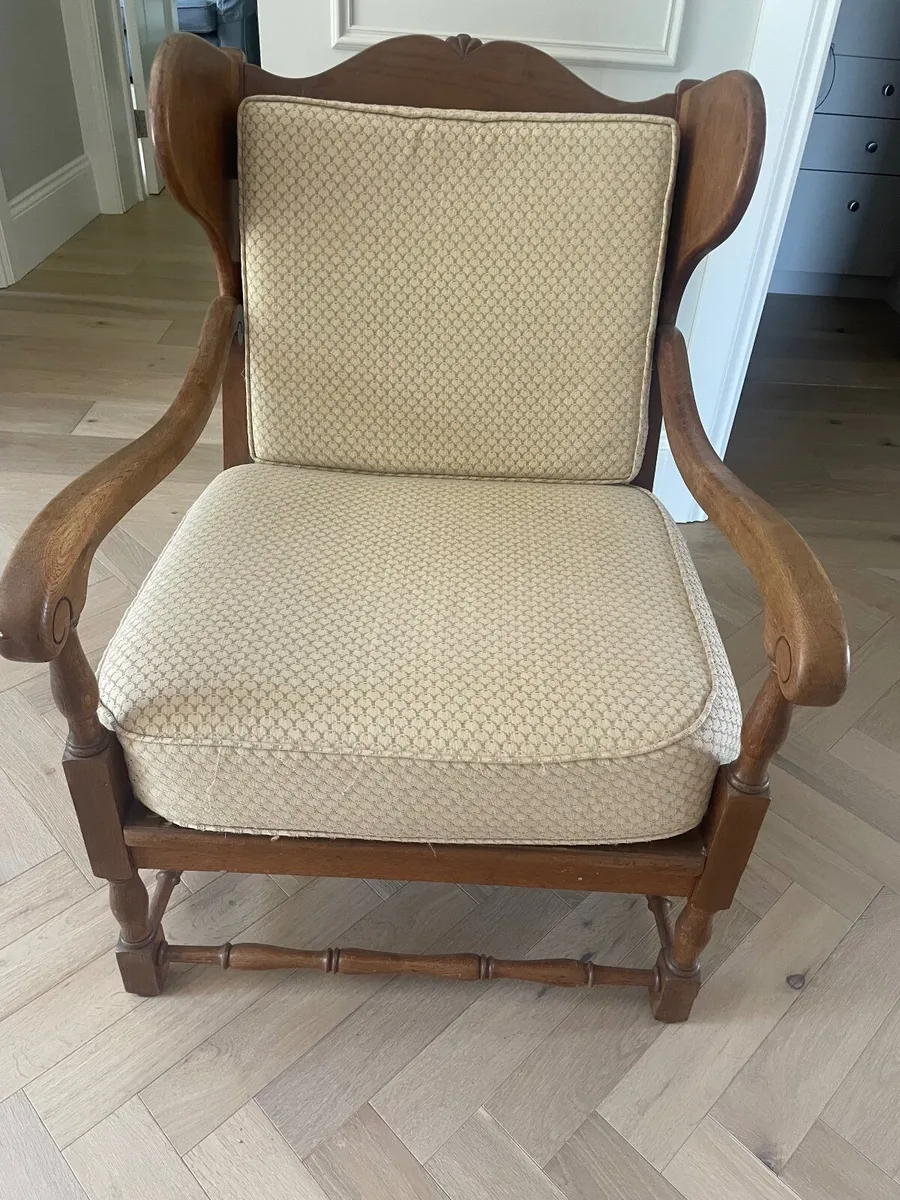Chair - Image 4