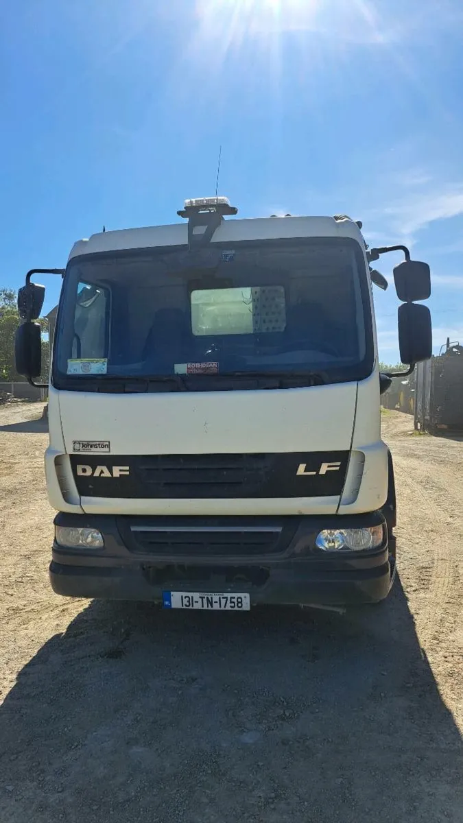 Daf road sweeper 2013 - Image 3