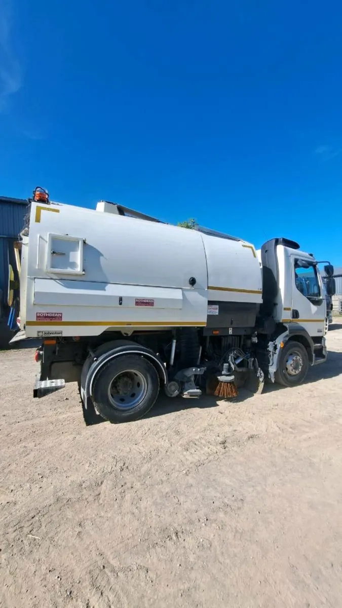 Daf road sweeper 2013 - Image 4