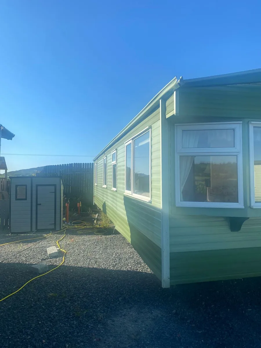 38 x 12 Devon Cosalt - Image 2