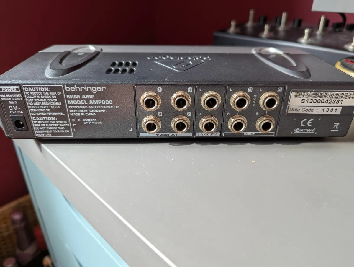 Behringer Amp800 Headphone Amp - Image 2