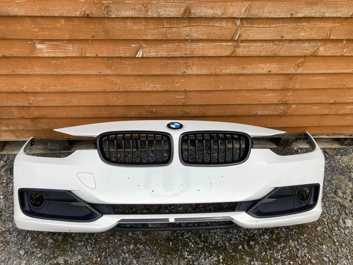 BMW f30 Bumpers + 19” rims - Image 1