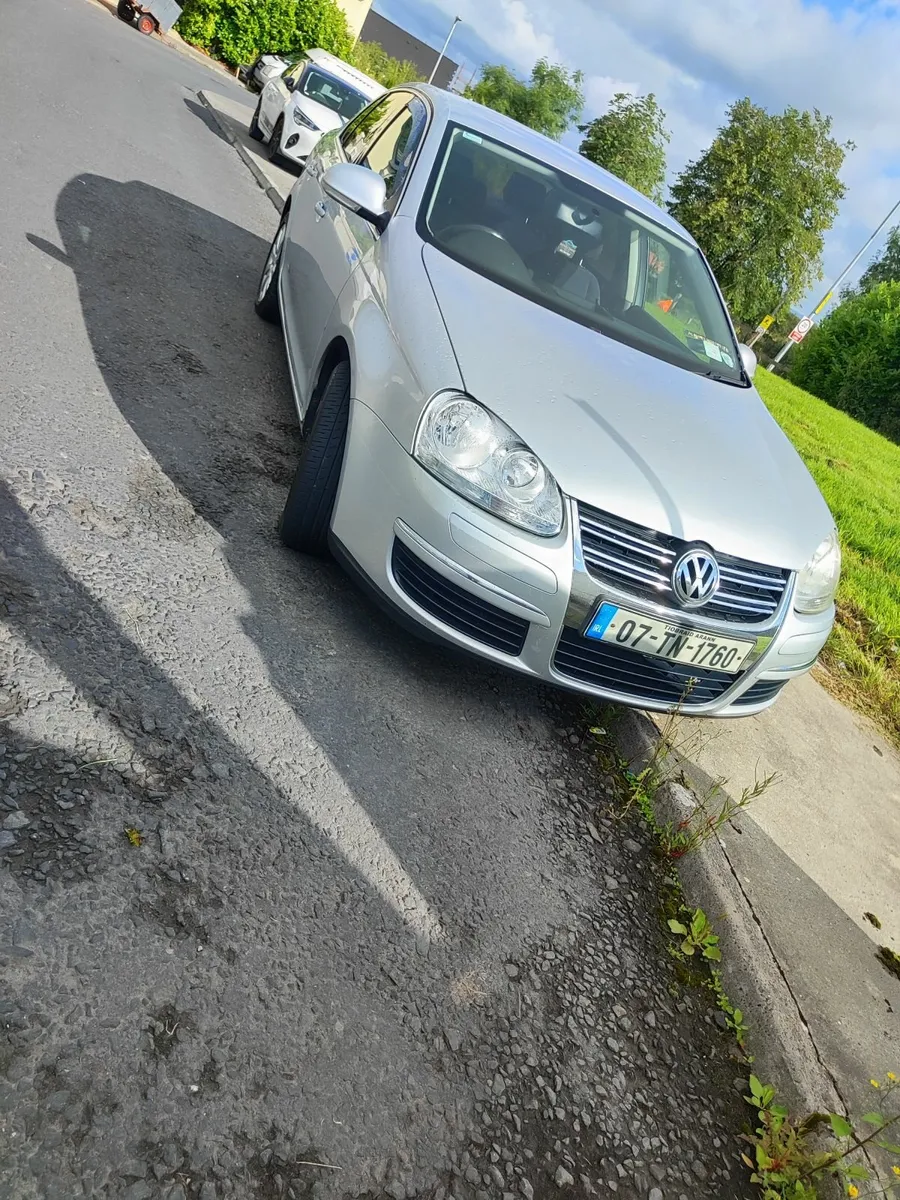 Volkswagen Jetta 2007 - Image 3