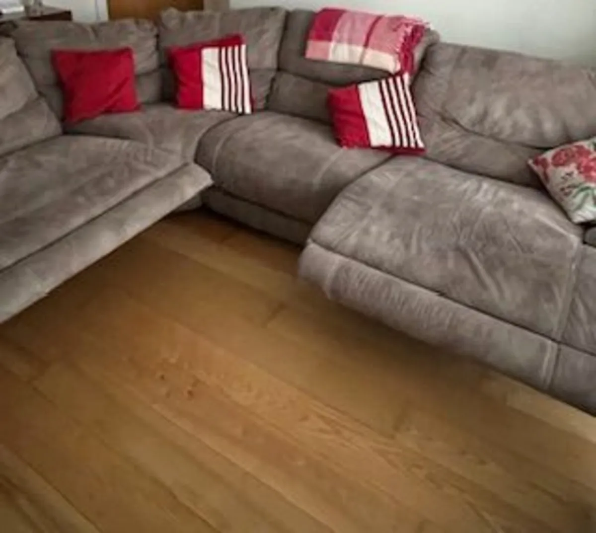 Corner Sofa - Reclining - Image 3