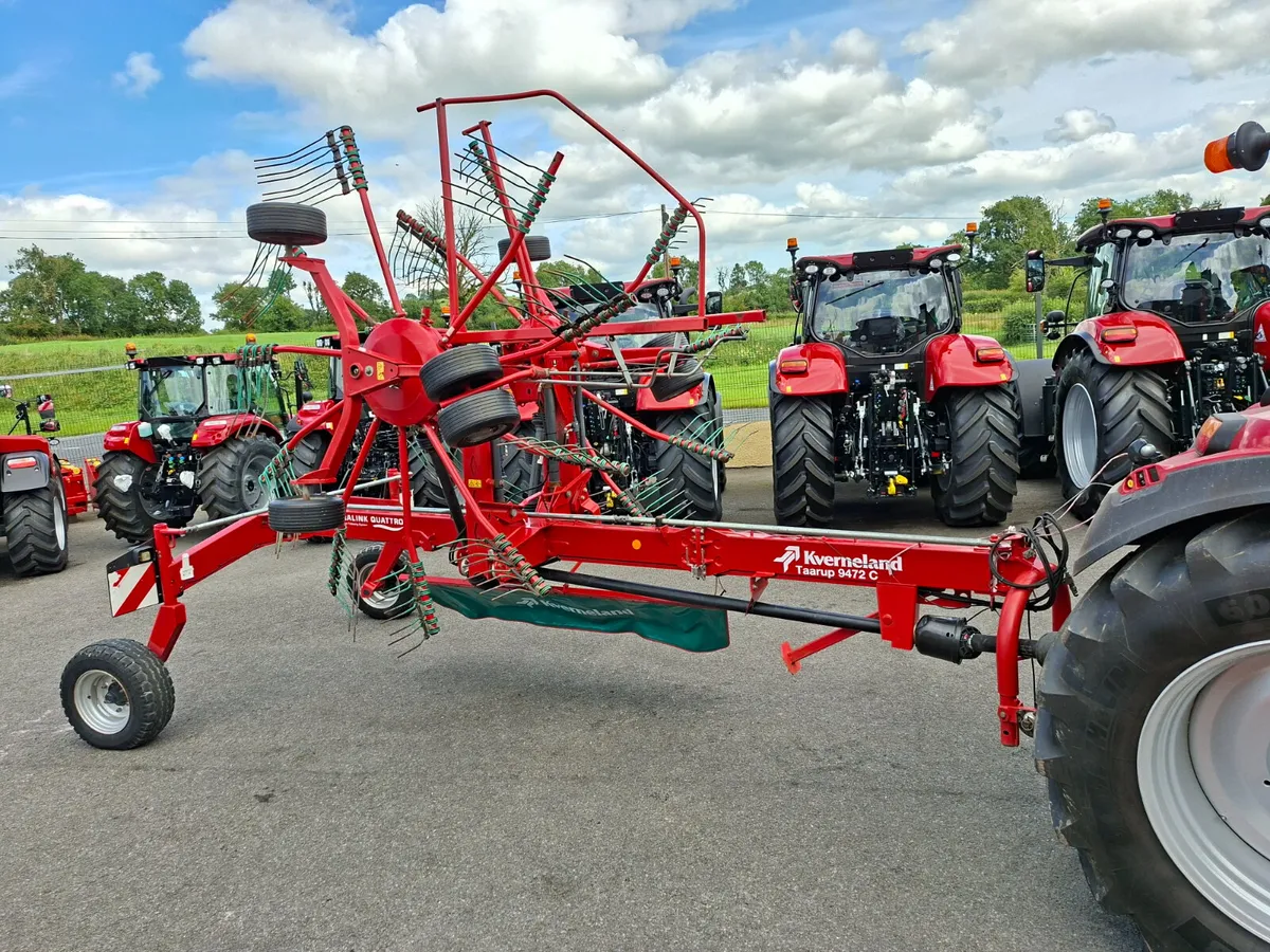 2014 KVERNELAND 9472C RAKE - Image 1