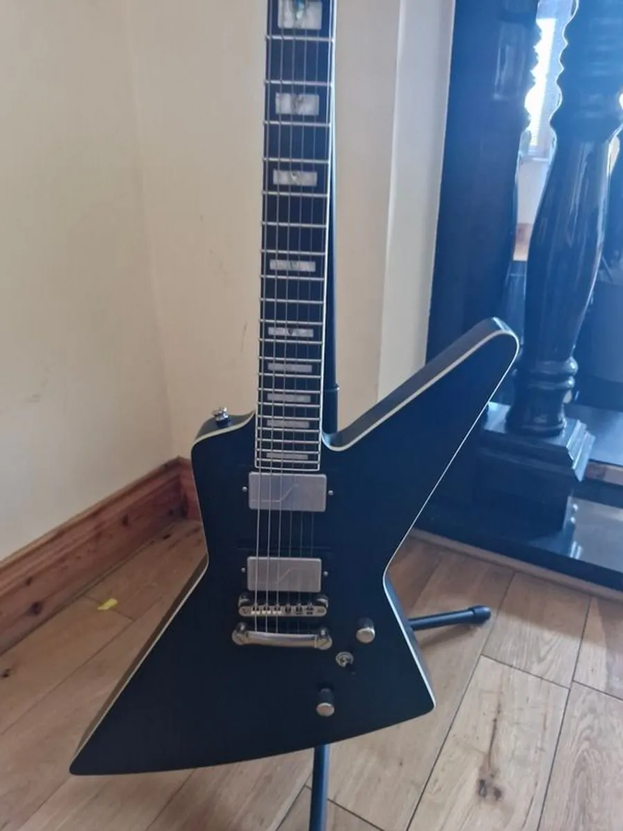 Epiphone Prophecy Extura electric guitar - Image 2