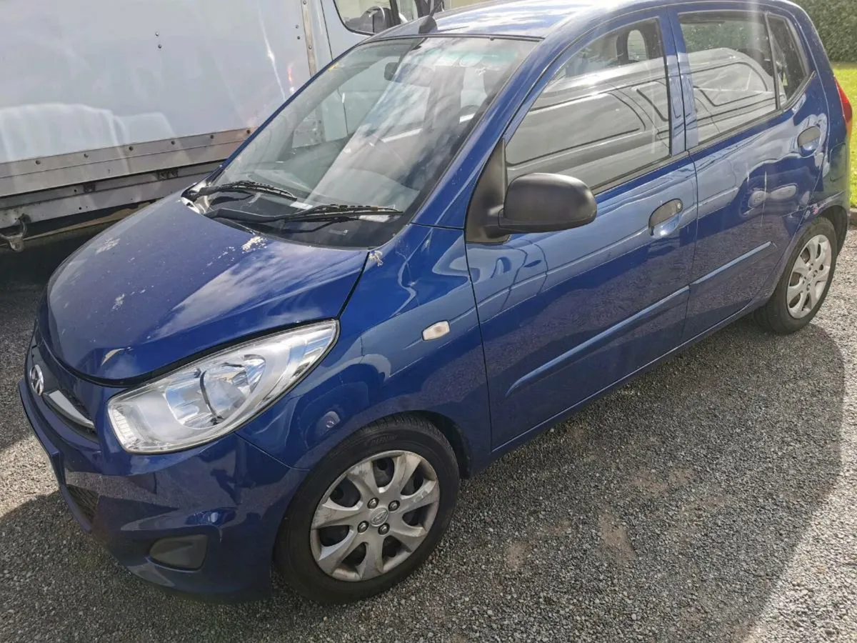 13 Hyundai i10 Low Mileage - Image 1