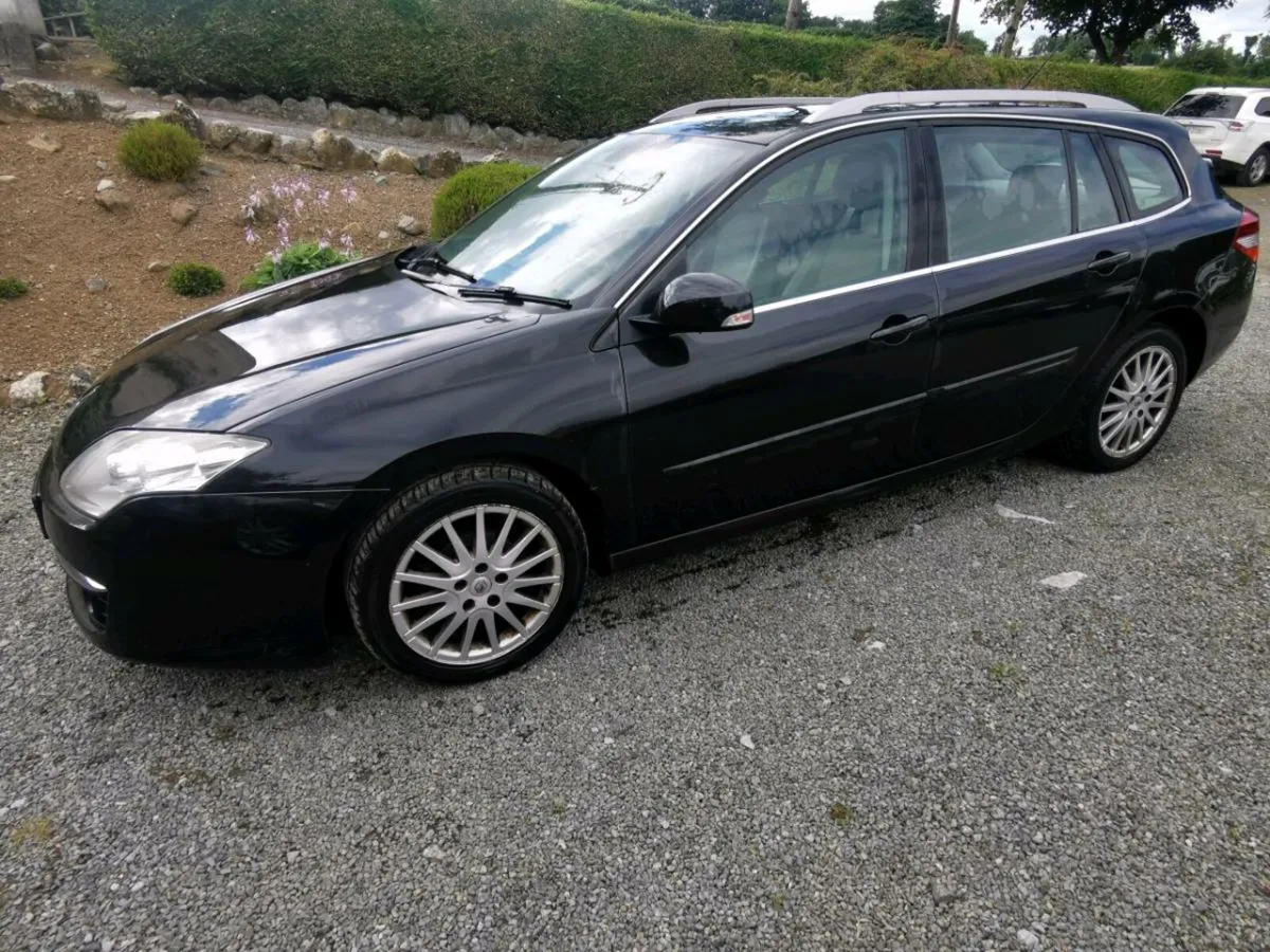 09 Renault Laguna estate Needs rear door - Image 1