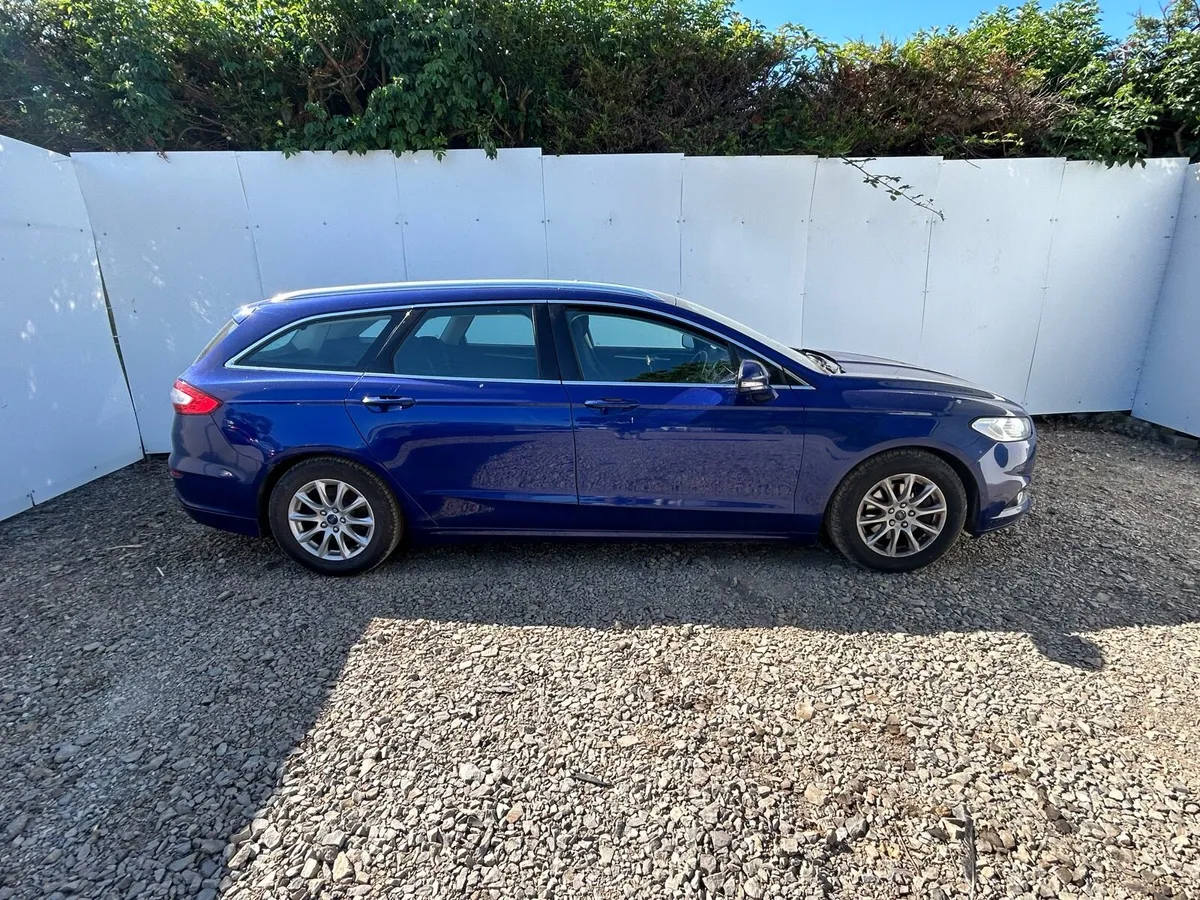 2015 Ford Mondeo Estate - Image 2