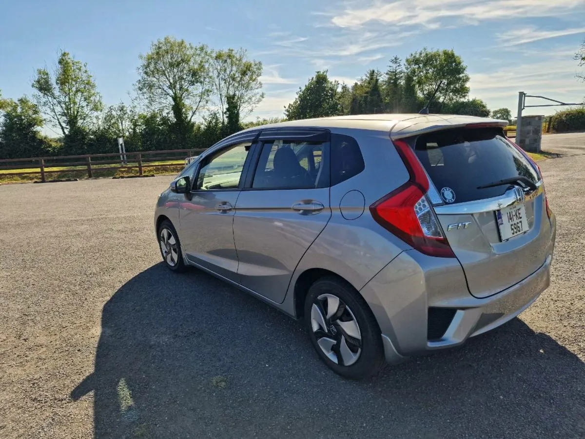 Honda Fit 1.5 HYBRID - Image 1