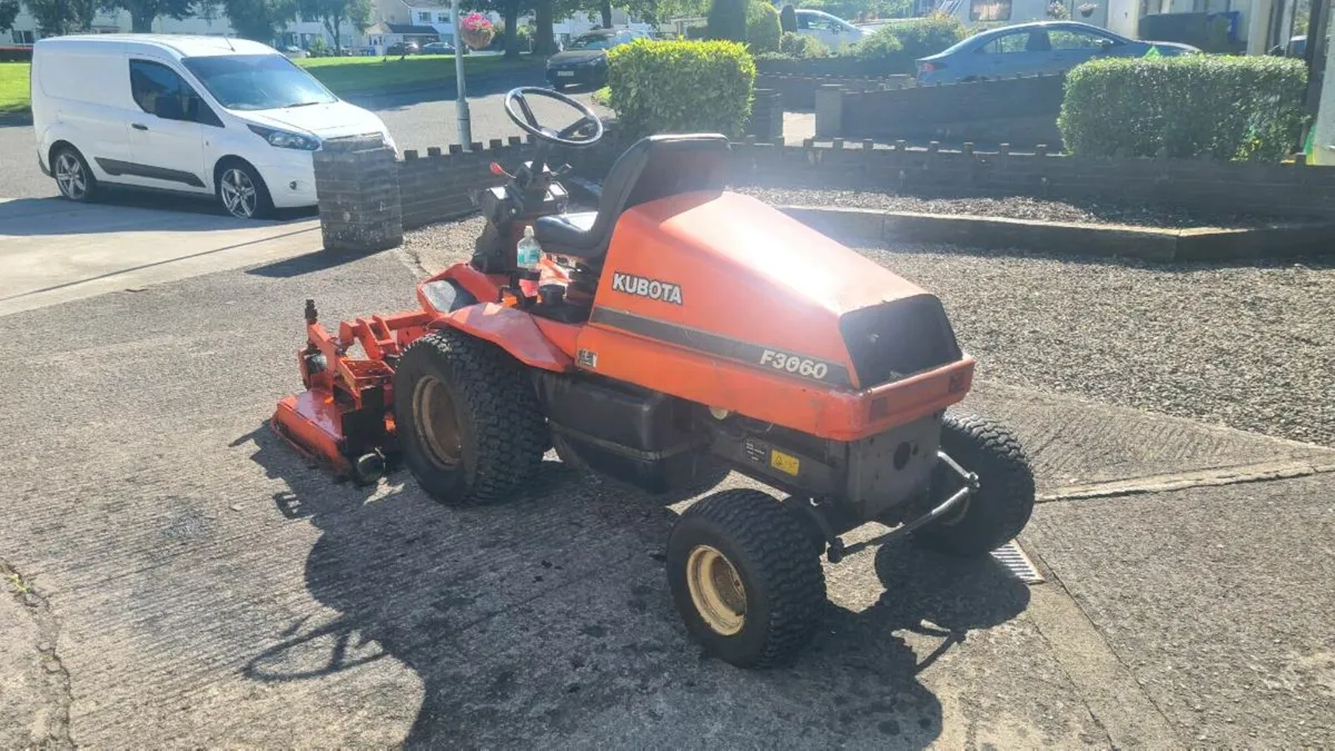 Kubota f3060 - Image 3