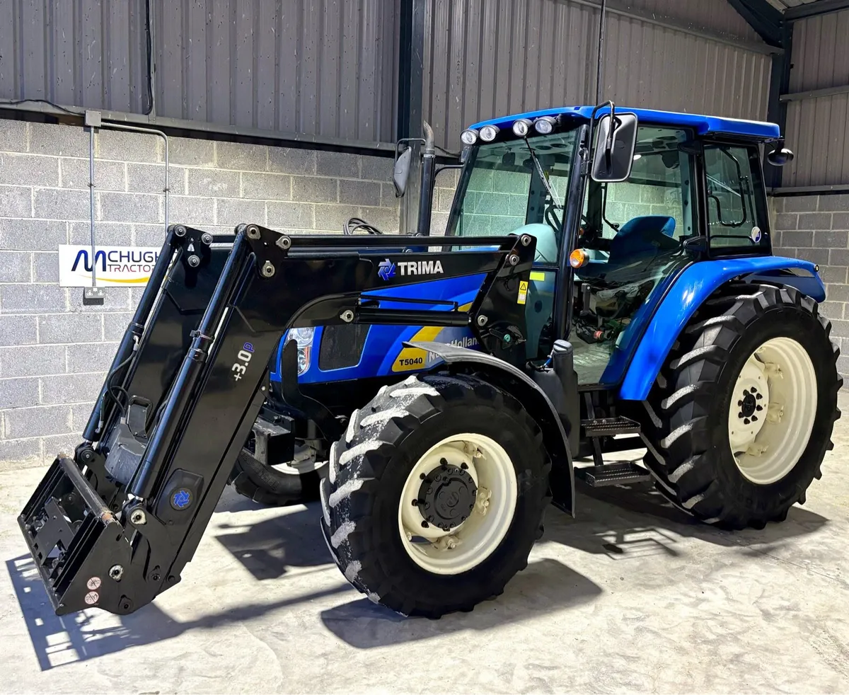 2011 NEW HOLLAND T5040 ***3800 hours*** - Image 3