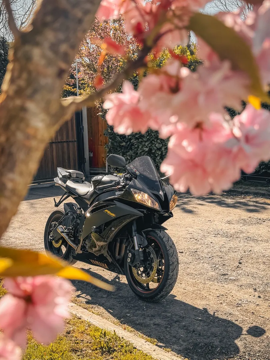 Yamaha YZF-R6 - Image 1