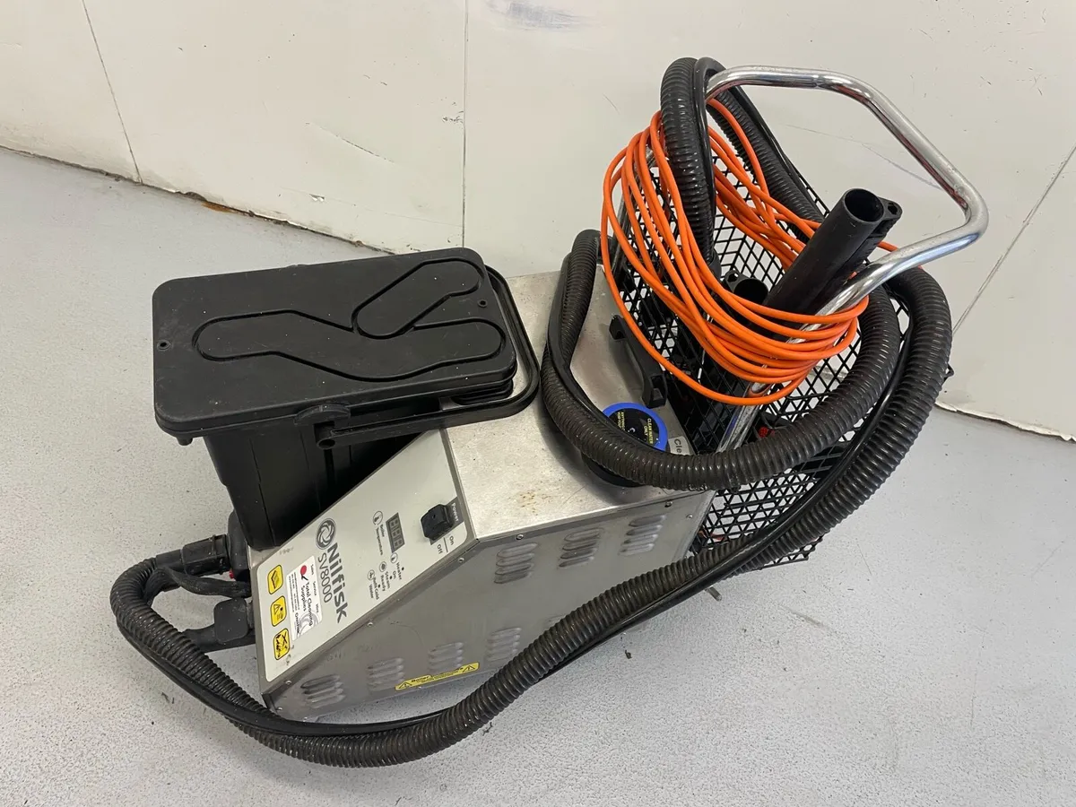 Steam Cleaner - Image 1