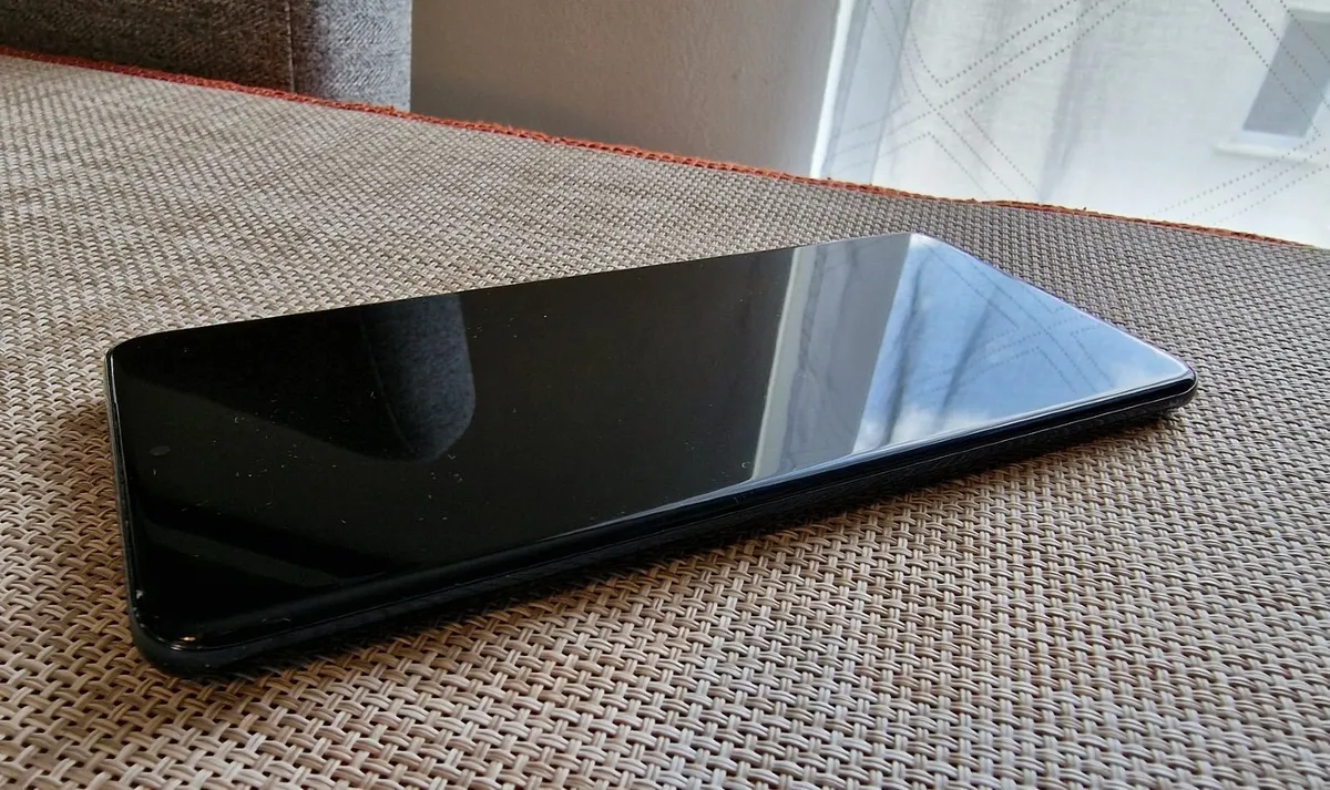 Samsung S20 + Plus 5G. 12 GB RAM - Image 4