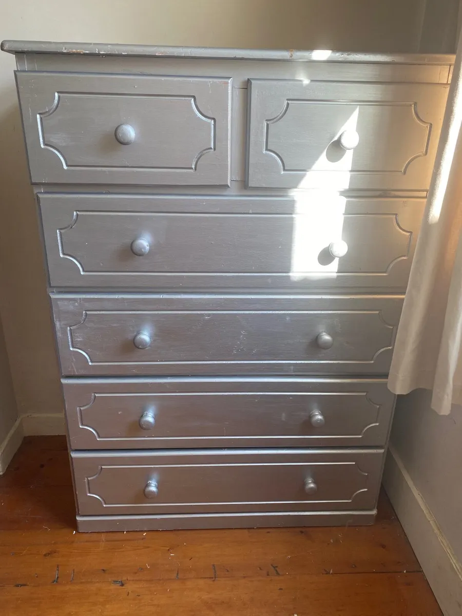Wooden Chest of drawers - Image 1