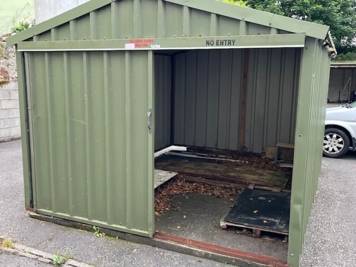 steel shed 13ft x 10ft - Image 1