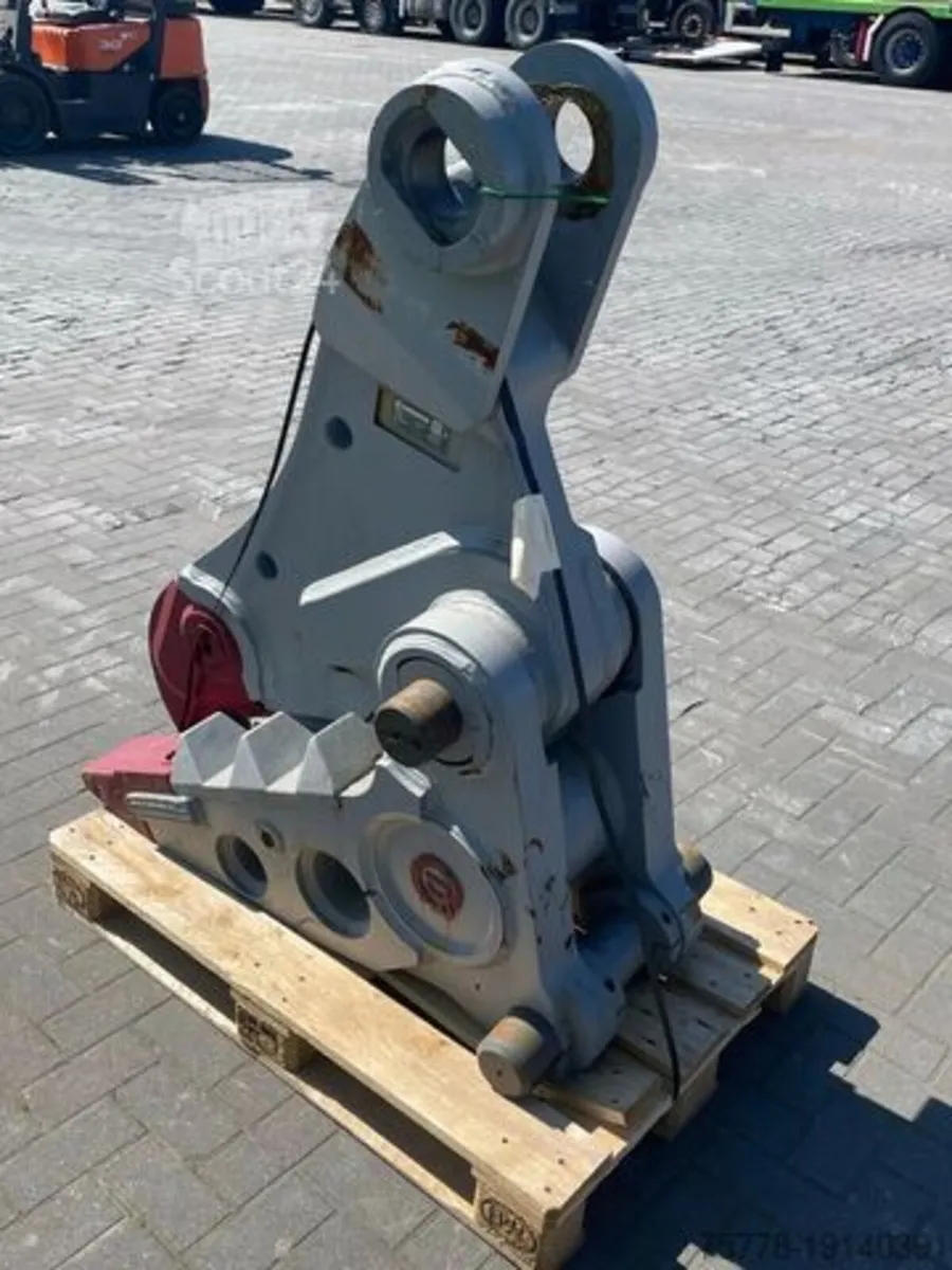 Demarec Demolition Attachments - Image 2