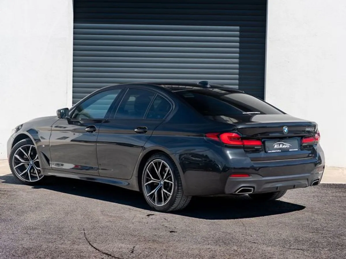 BMW 5 Series 520D M Sport - Image 3