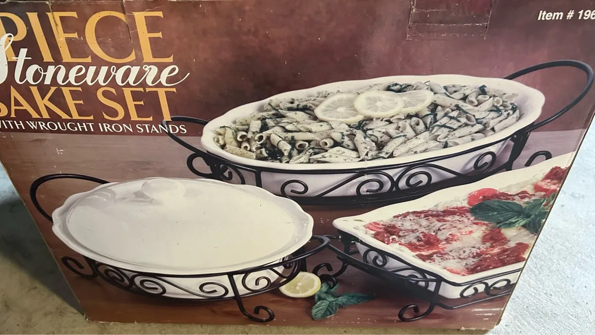 7 Piece Stoneware Bake Set with Wrought Iron Stand - Image 2