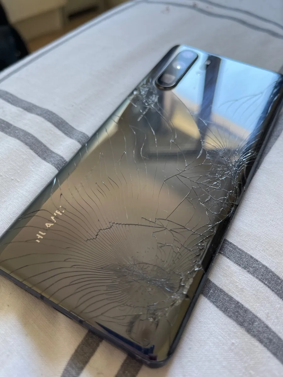 HUAWEI P30 Pro - Image 2