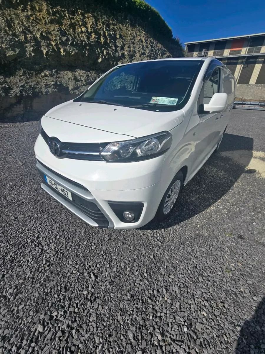 TOYOTA PROACE - Image 1