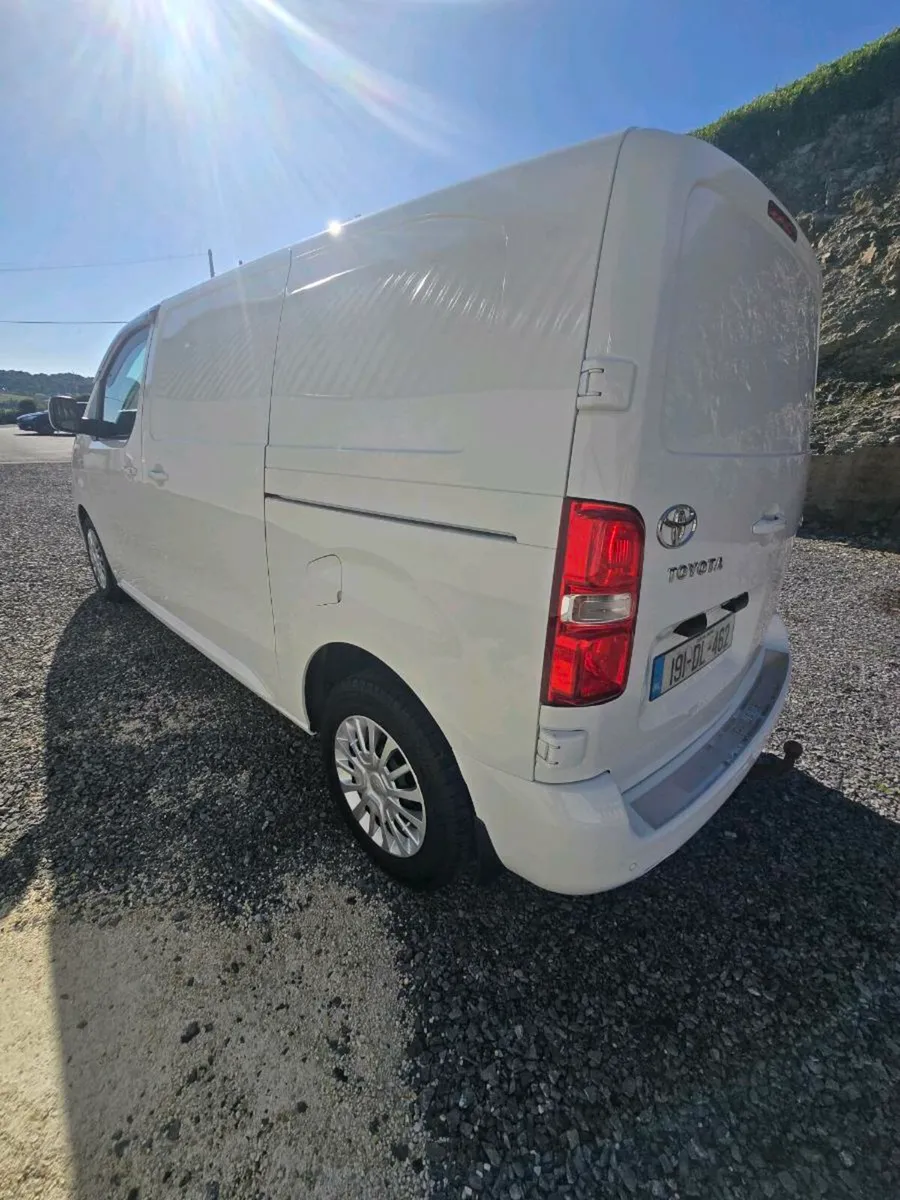 TOYOTA PROACE - Image 2