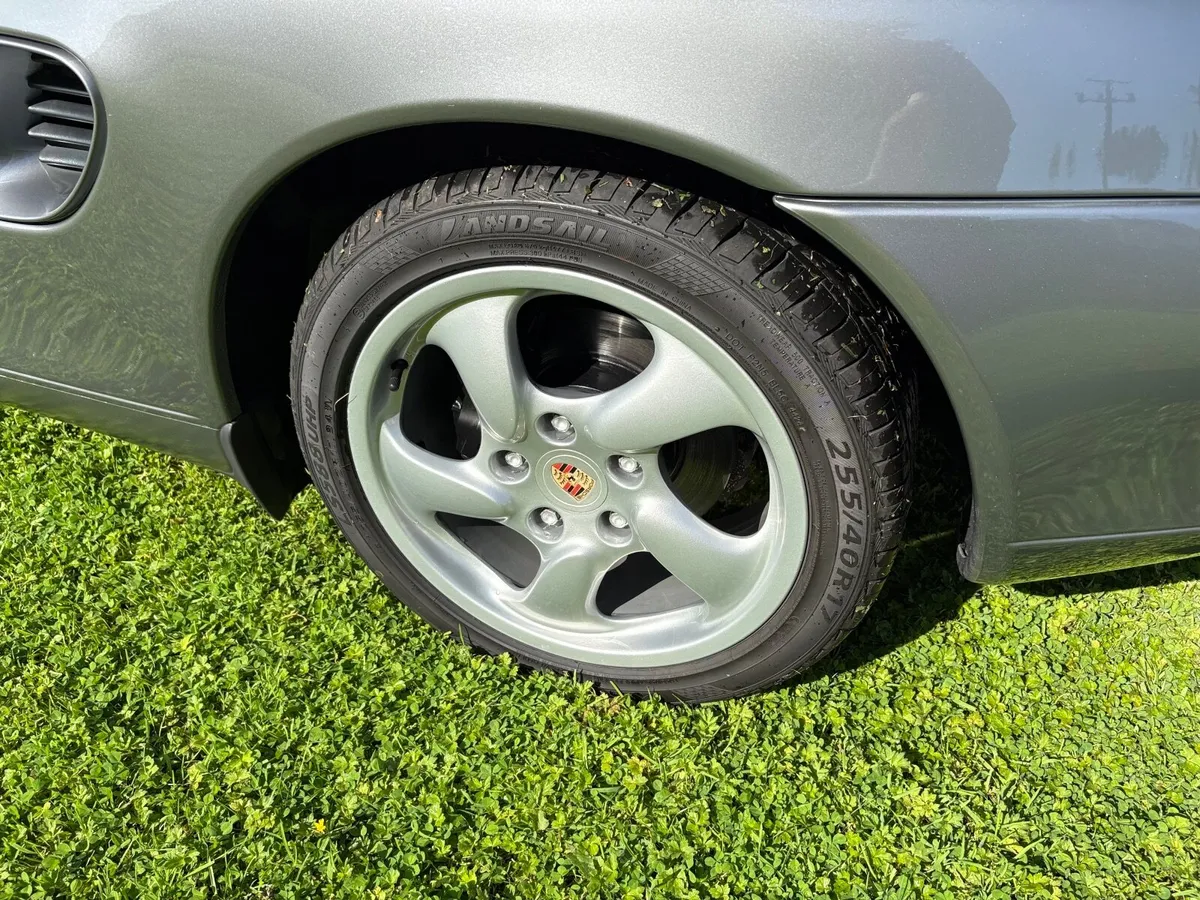 Porsche Boxster 2001 - Image 2